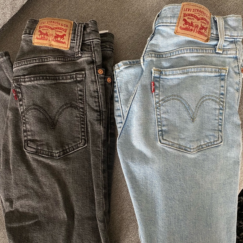 Size 24 Wedgie skinny Levi’s